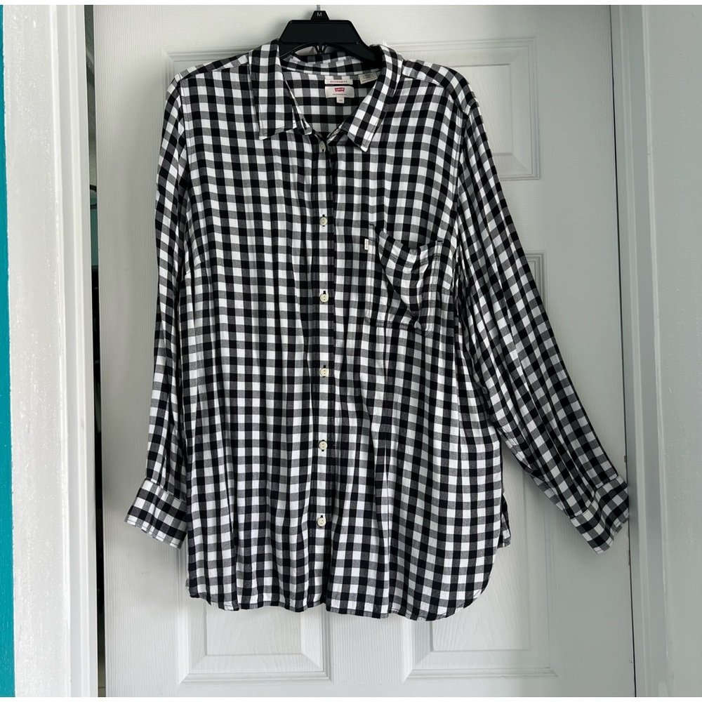 Levi’s black white checked gingham long sleeve flannel shirt, 2X Boyfriend fit